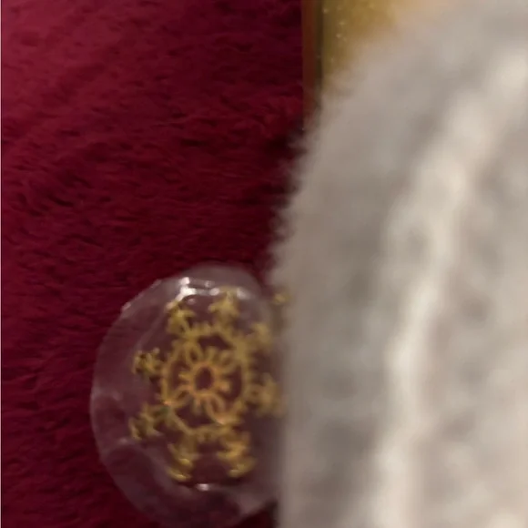 NEW Chanel BEAUTE GWP WHITE COSMETIC BAG 2 GOLD CC Charms **goldtone chain added - Picture 3 of 7